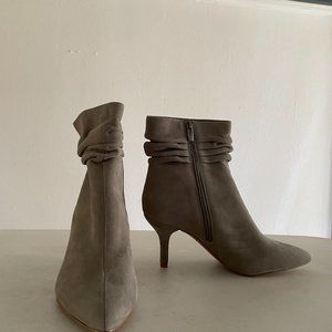 VINCE CAMUTO WOMENS SOFT LEATHER SCRUNCH BOOTIES SZ 7 1/2 SEXY 3" HEEL NIB